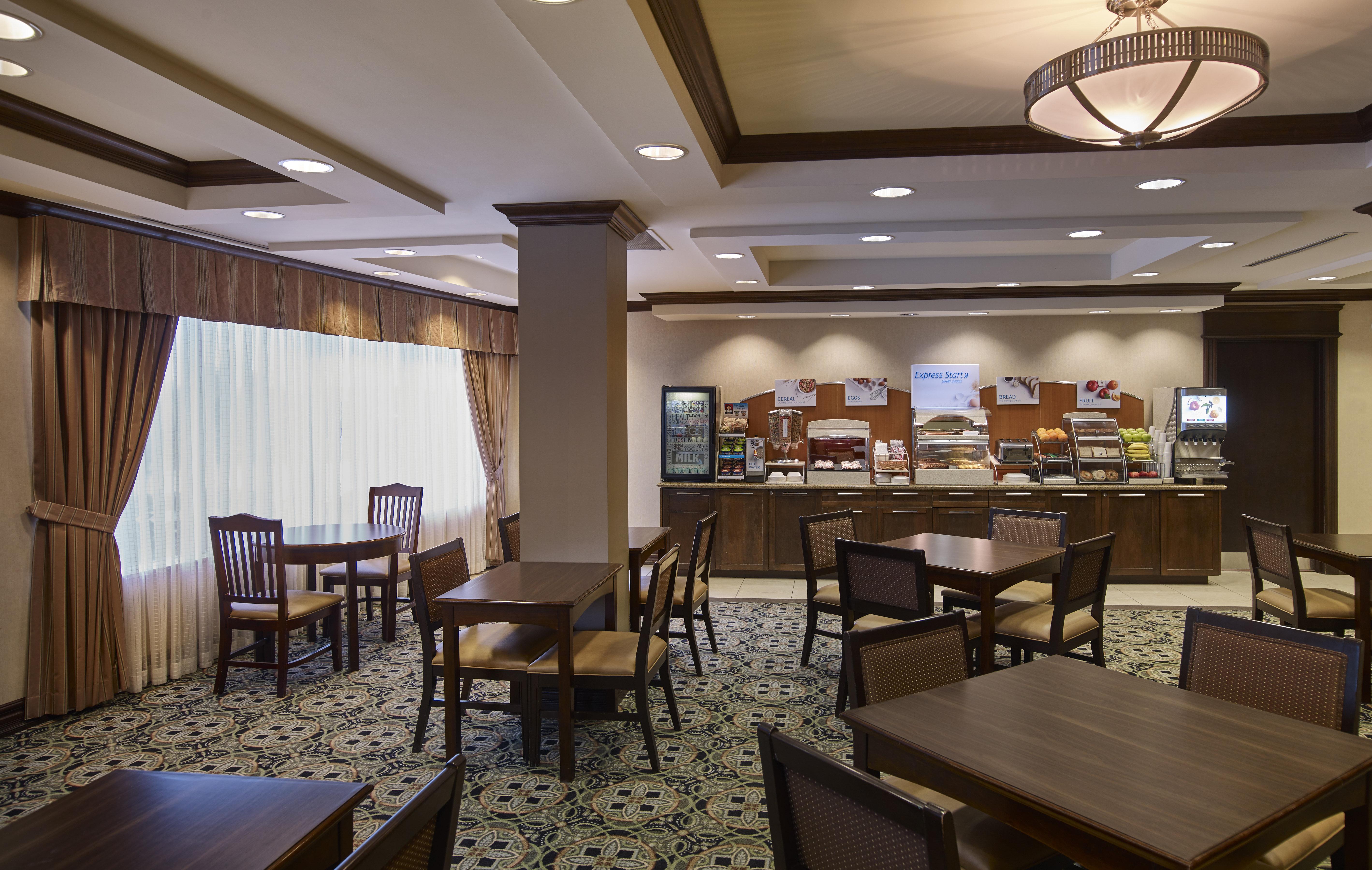 Holiday Inn Express & Suites Huntsville By Ihg Εξωτερικό φωτογραφία
