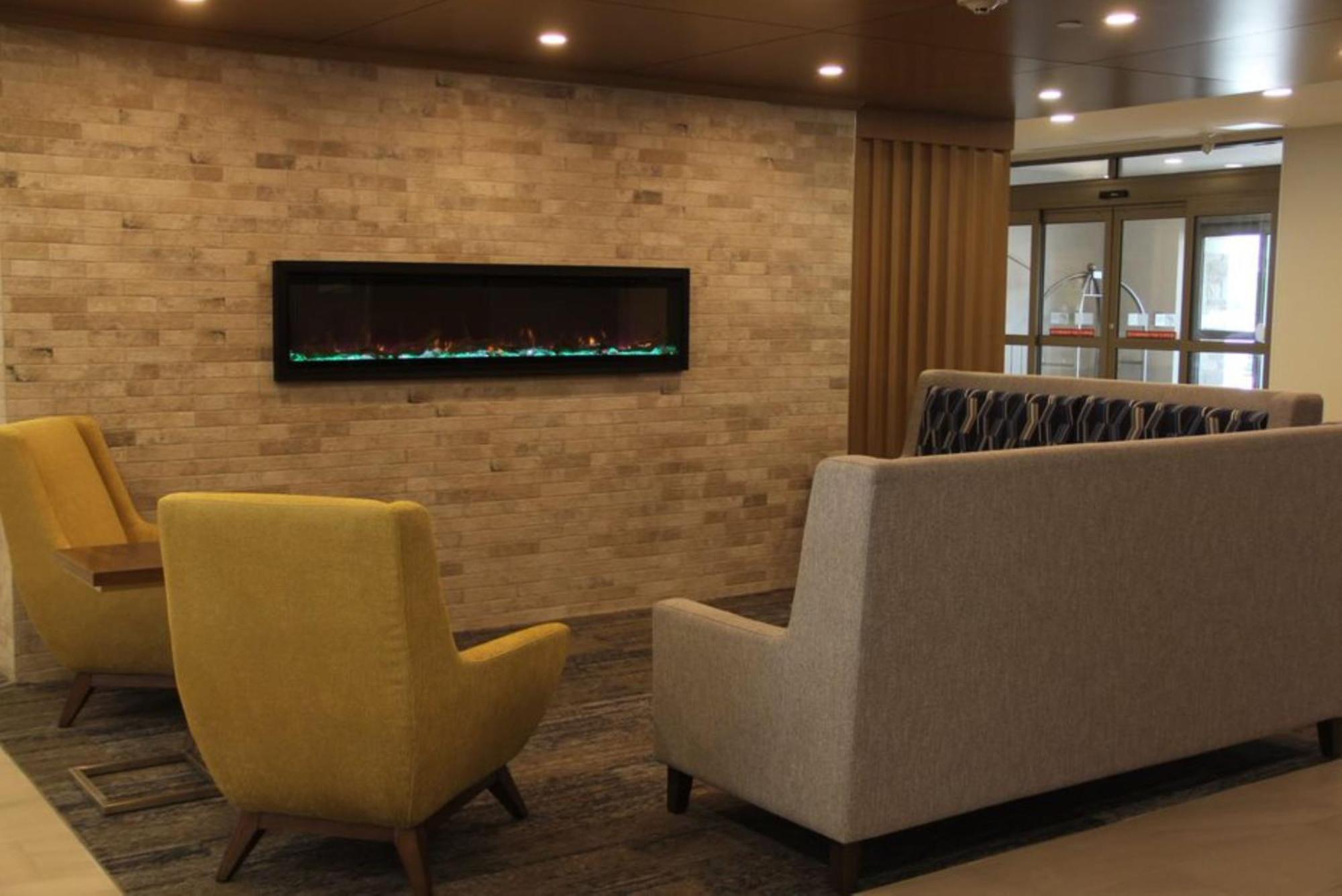 Holiday Inn Express & Suites Huntsville By Ihg Εξωτερικό φωτογραφία