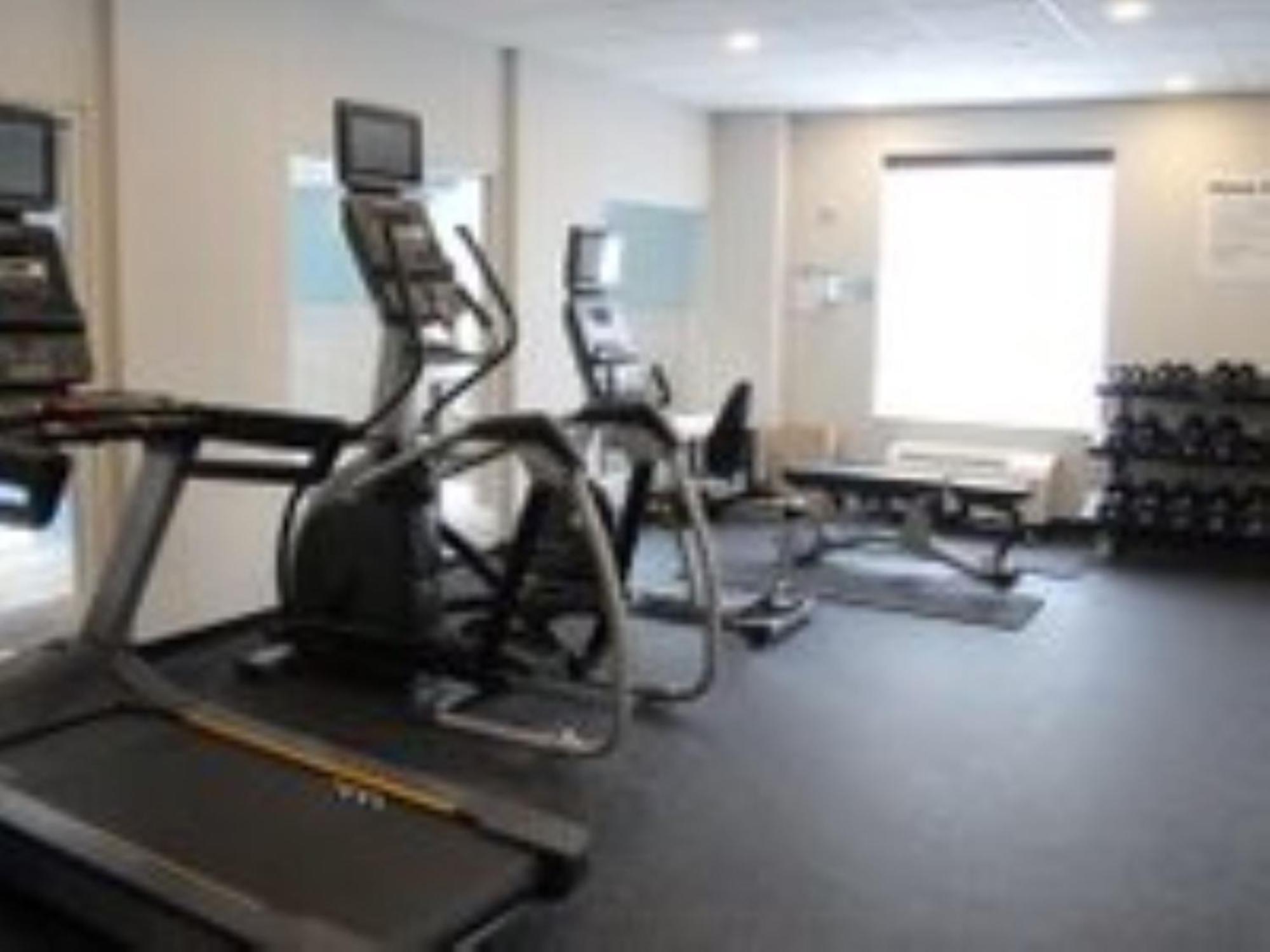 Holiday Inn Express & Suites Huntsville By Ihg Εξωτερικό φωτογραφία