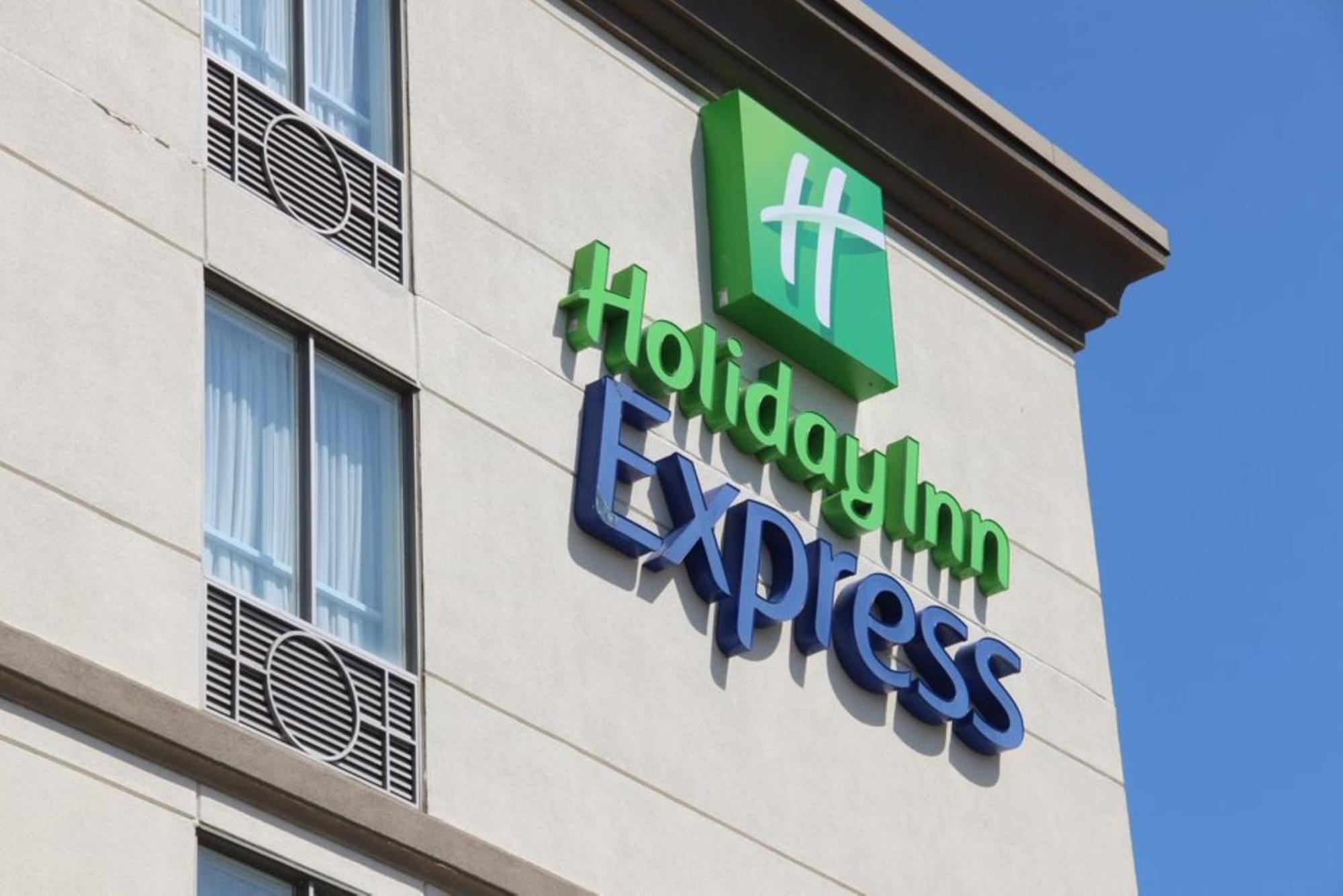 Holiday Inn Express & Suites Huntsville By Ihg Εξωτερικό φωτογραφία