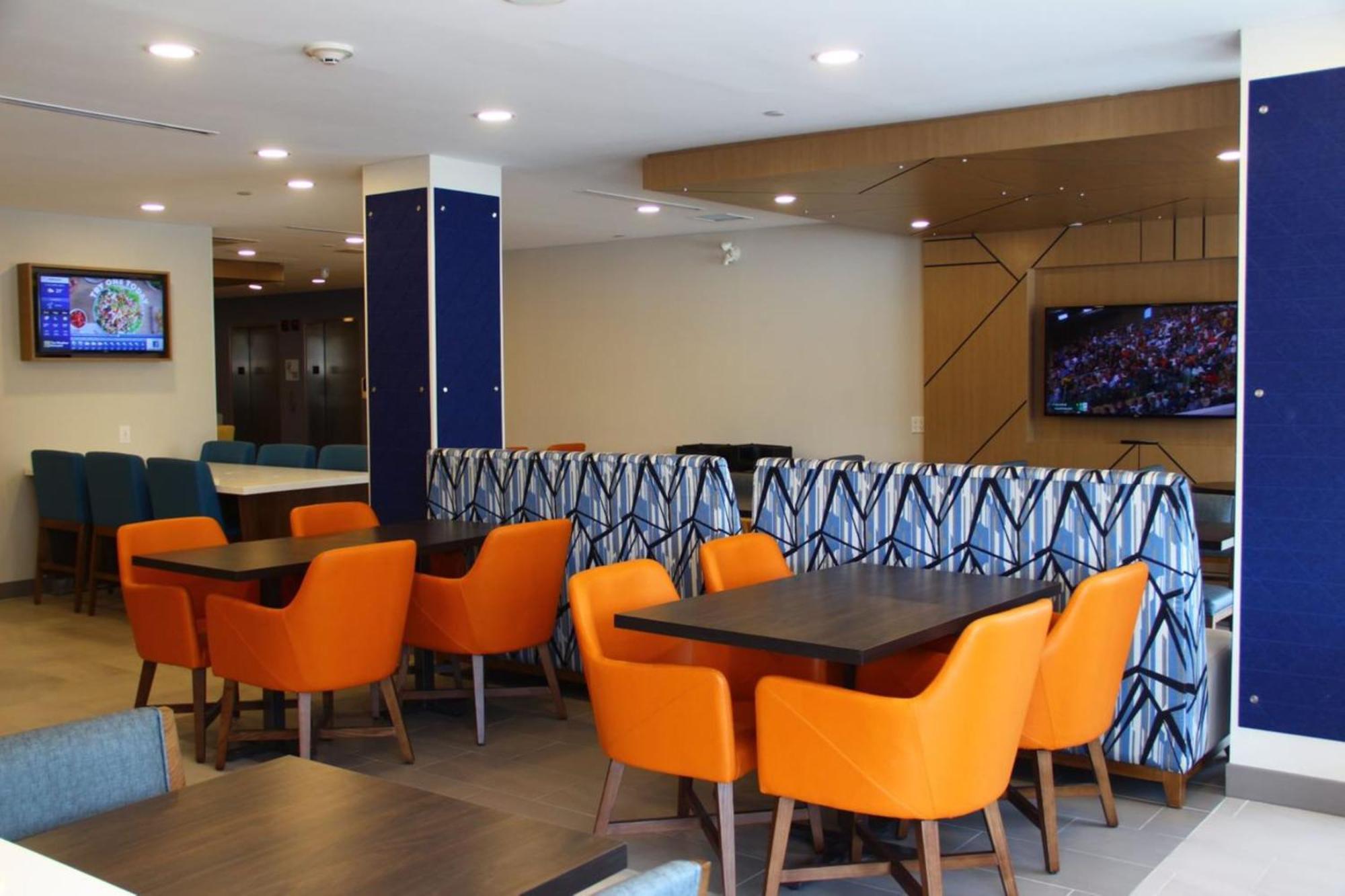 Holiday Inn Express & Suites Huntsville By Ihg Εξωτερικό φωτογραφία