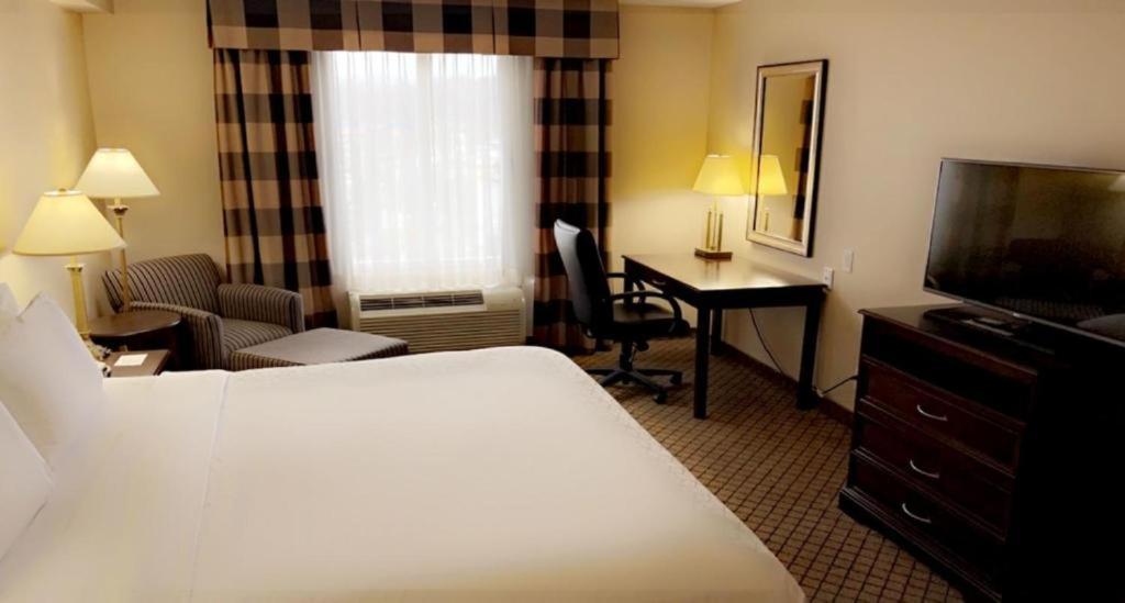 Holiday Inn Express & Suites Huntsville By Ihg Εξωτερικό φωτογραφία